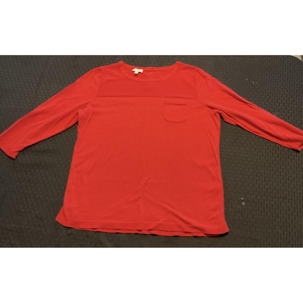 Talbots Shirt Womens Medium Red 3/4‎ Sleeve Crew Neck Pocket Button Back Knit